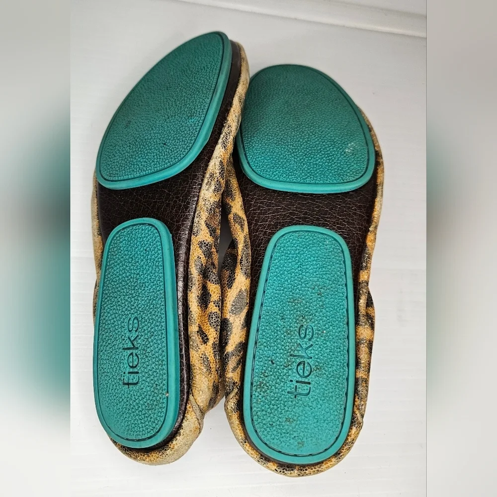 Tieks questions leave